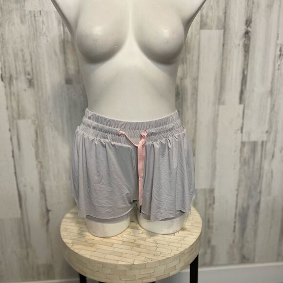 Short skirt - Picture 2 of 7